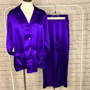 Victoria’s Secret purple silky pajamas size M